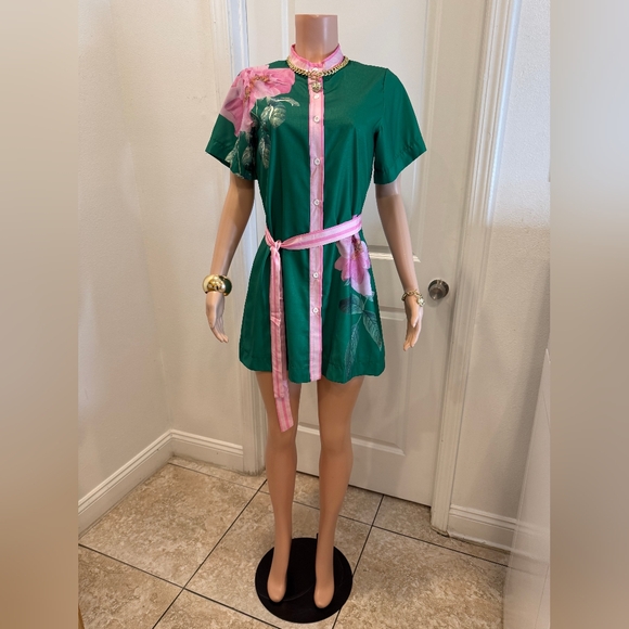 Green and Pink Buttoned Down Dress - Picture 3 of 4